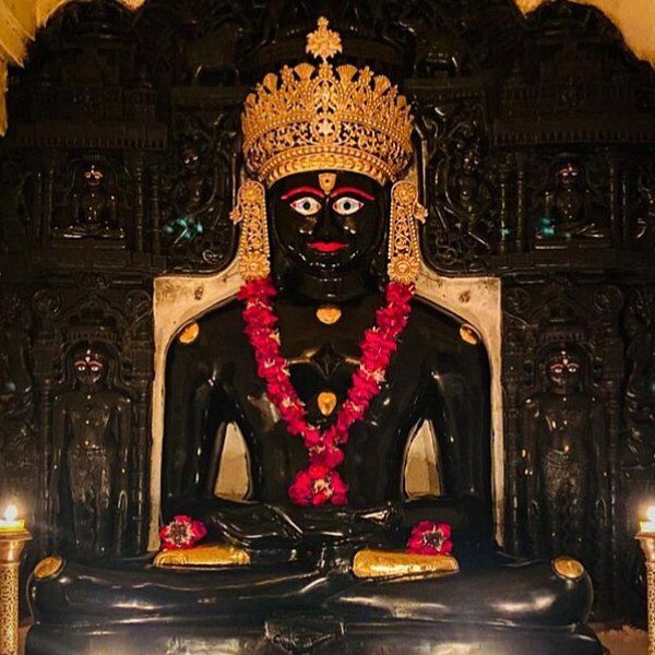 Jain Derasar at Girnar Residency